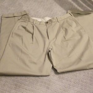 Brooks Brothers Elliot Chino